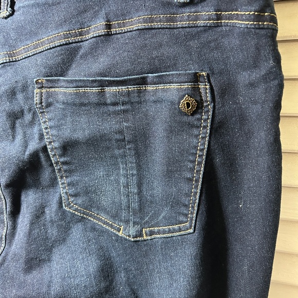 Blue Jeans by Democracy Size 18W Boot Cut - Picture 5 of 8